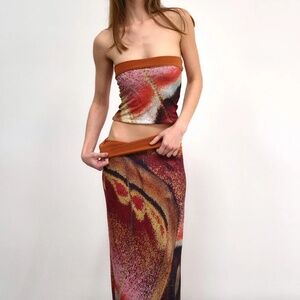 Feners “Yo x Ti Night” top and “Tu x Mi” Skirt.